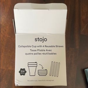 Stojo Class collapsible cup with straws